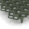 La vue détaillée sur les bords du produit WARCO 3634, Dalle stabilisatrice en plastique, au format 47,6 × 47,6 × 4 cm | 0,226 m², en couleur Vert mat.
