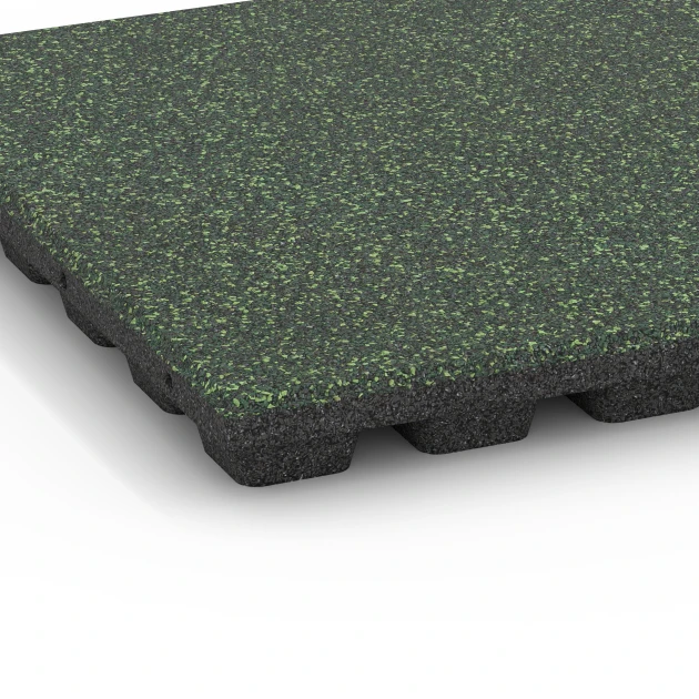 La vue détaillée sur les bords du produit WARCO 6433, Dalle amortissante – 160 cm, au format 50 x 50 x 4,8 cm, en couleur Gazon anglais.