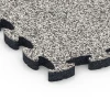 La vue détaillée sur les bords du produit WARCO 6932, Dalle amortissante puzzle, au format 44,6 x 44,6 × 2,8 cm, en couleur Granit gris.
