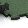 Le gros plan sur le système de connexion des revêtements de sol WARCO 5299 - Dalle plage de piscine en couleur Vert pâle. Les dimensions 500 x 500 x 30 mm.
