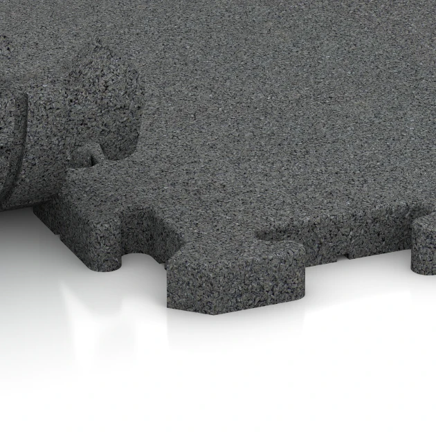 Le gros plan sur le système de connexion des revêtements de sol WARCO 4182 - Revêtement sportif en caoutchouc en couleur Gris ardoise. Les dimensions 50 x 50 x 3 cm | 0,25 m².