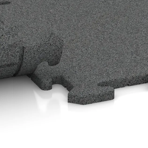 Le gros plan sur le système de connexion des revêtements de sol WARCO 0167 - Dalle clipsable de terrasse en couleur Gris ardoise. Les dimensions 500 x 500 x 18 mm.