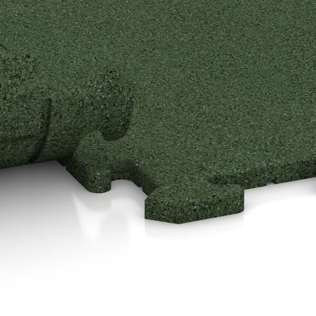 Le gros plan sur le système de connexion des revêtements de sol WARCO 3961 - Revêtement sportif pour chiens HD en couleur Vert gazon. Les dimensions 1000 x 1000 x 18 mm.