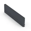 Le gros plan sur le système de connexion des revêtements de sol WARCO 6213 - Bordure technique en couleur Gris ardoise. Les dimensions 100 × 5 × 25 cm.