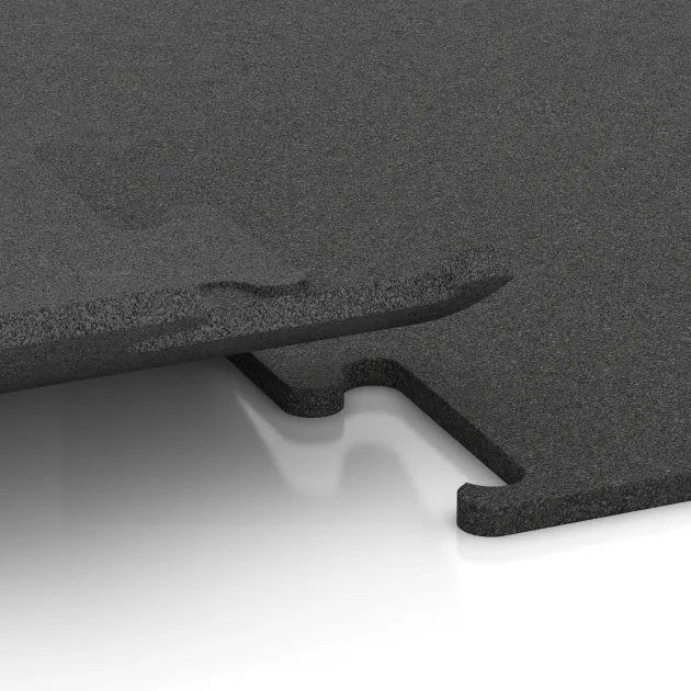 Le gros plan sur le système de connexion des revêtements de sol WARCO 3750 - Revêtement sportif Fitness Performance Elite en couleur Anthracite. Les dimensions 500 x 500 x 15 mm.
