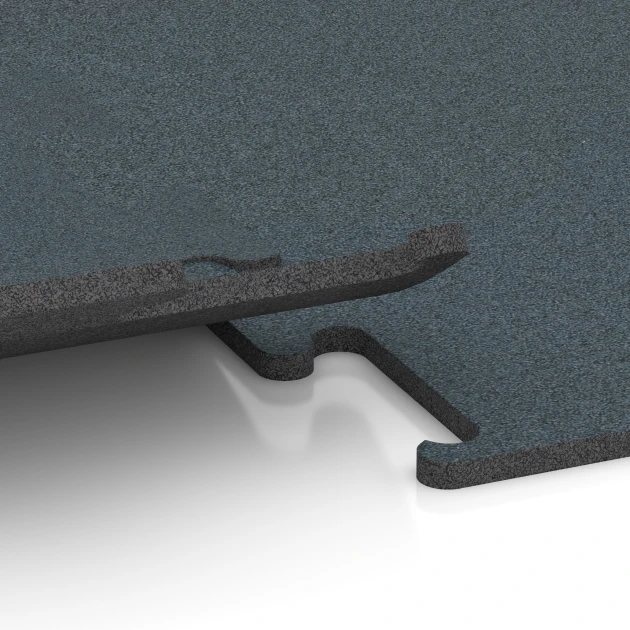 Le gros plan sur le système de connexion des revêtements de sol WARCO 6165 - Revêtement sportif Fitness Performance Elite en couleur Vert Fougère. Les dimensions 50 x 50 x 1,5 cm | 0,25 m².