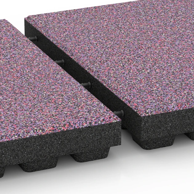 Le gros plan sur le système de connexion des revêtements de sol WARCO 6445 - Dalle amortissante – 210 cm en couleur Lavande. Les dimensions 50 x 50 x 7 cm.