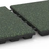 Le gros plan sur le système de connexion des revêtements de sol WARCO 6433 - Dalle amortissante – 160 cm en couleur Gazon anglais. Les dimensions 50 x 50 x 4,8 cm.