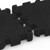 Le gros plan sur le système de connexion des revêtements de sol WARCO 6405 - Dalle amortissante – 220 cm en couleur Anthracite. Les dimensions 50 x 50 x 6 cm | 0,25 m².