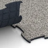 Le gros plan sur le système de connexion des revêtements de sol WARCO 6905 - Sol agility intérieur chien en couleur Granit gris. Les dimensions 97,1 x 97,1 × 1,8 cm.