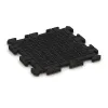 La vue du dessous ou de la face inférieure, c’est-à-dire la face inférieure de la pièce moulée WARCO 5869 - Revêtement de sol clipsable Indoor au format 500 x 500 x 30 mm.