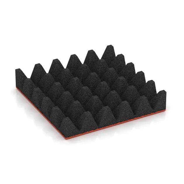 La vue du dessous ou de la face inférieure, c’est-à-dire la face inférieure de la pièce moulée WARCO 5639 - Dalle amortissante 10 cm - EN 1177 ≤ 300 cm au format 500 x 500 x 100 mm.