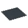 La vue du dessous ou de la face inférieure, c’est-à-dire la face inférieure de la pièce moulée WARCO 1054 - Sol de Fitness Compact au format 970 x 970 x 8 mm.