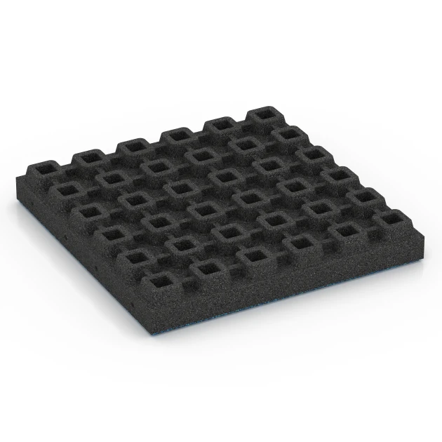 La vue du dessous ou de la face inférieure, c’est-à-dire la face inférieure de la pièce moulée WARCO 6447 - Dalle amortissante – 210 cm au format 50 x 50 x 7 cm.