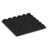 La vue du dessous ou de la face inférieure, c’est-à-dire la face inférieure de la pièce moulée WARCO 6293 - Dalles amortissantes au format 50 x 50 x 4,8 cm.