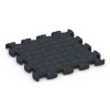 La vue du dessous ou de la face inférieure, c’est-à-dire la face inférieure de la pièce moulée WARCO 6846 - Fitness Active dalle au format 44,6 x 44,6 × 2,8 cm.