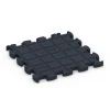 La vue du dessous ou de la face inférieure, c’est-à-dire la face inférieure de la pièce moulée WARCO 6964 - Fitness Premium sol technique au format 28,9 x 28,9 x 1,8 cm.